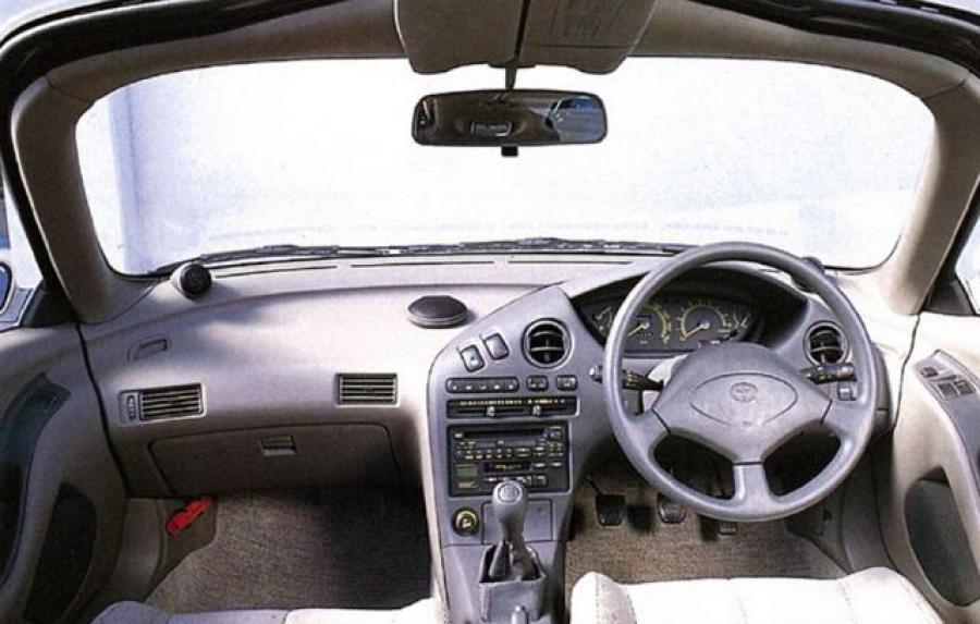Торпедо Toyota Sera 1990 года  (фото 8 из 32)